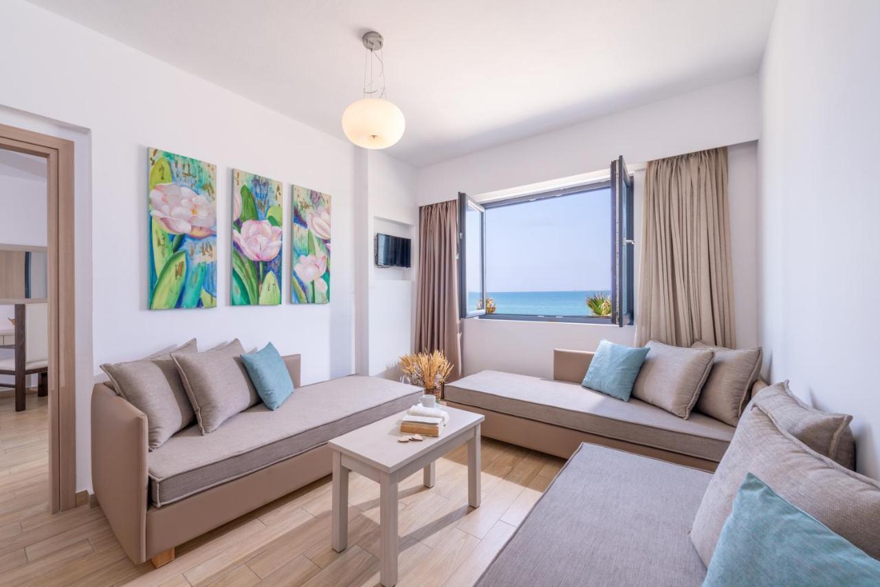 Golden Bay Aparthotel 4*