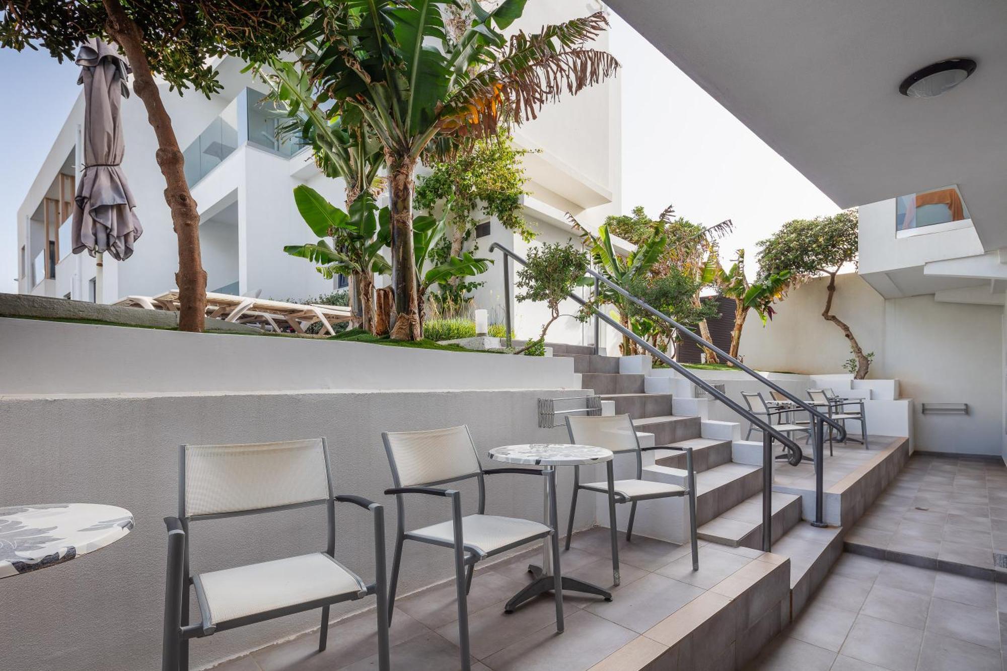 Aparthotel Golden Bay Kokkini Hani