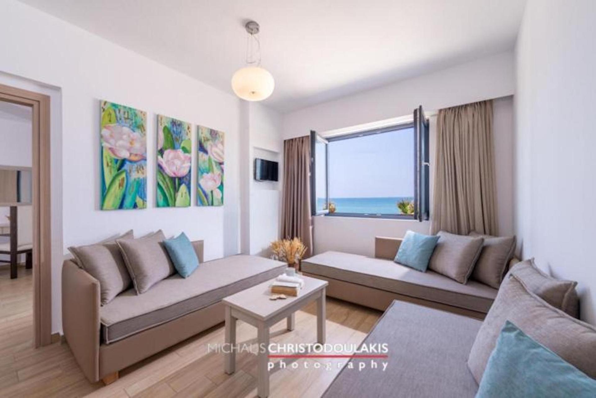 Golden Bay Aparthotel