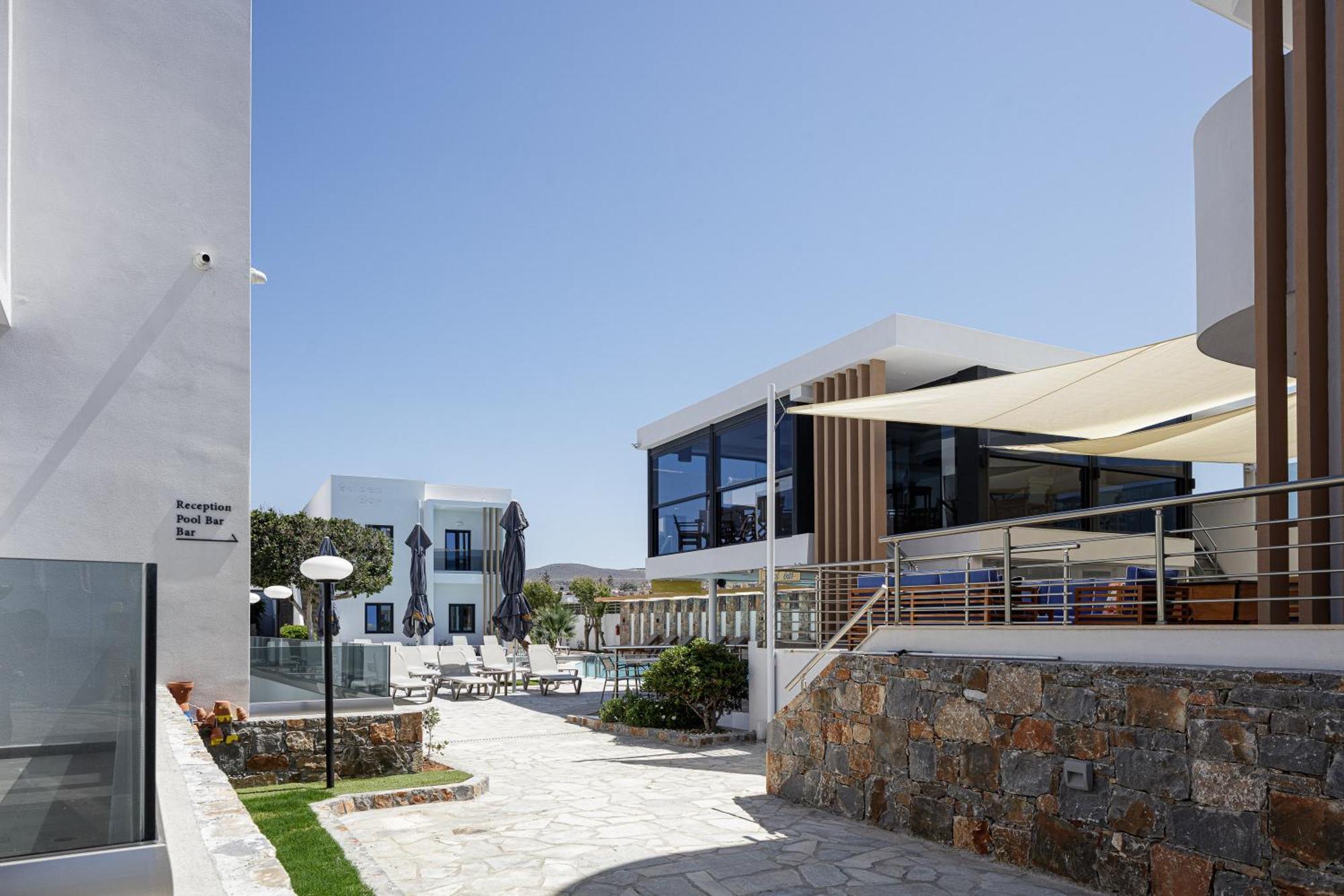 Golden Bay 4*