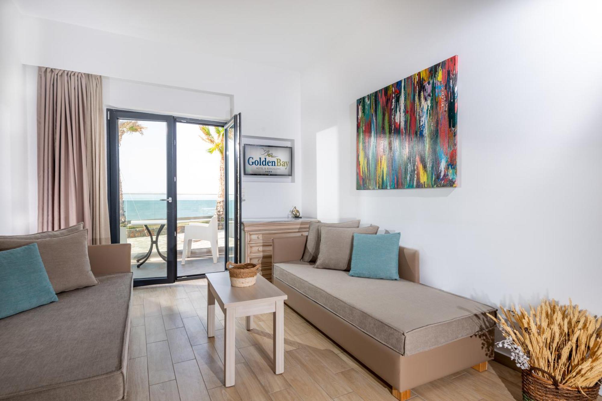 Aparthotel Golden Bay 4*
