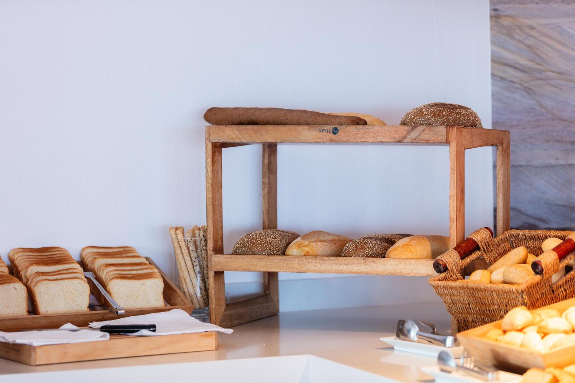 Hotel apartamentowy Golden Bay Boutique & Kokkini Hani